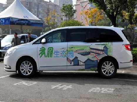 肥西户外车贴喷绘如何保持效果?